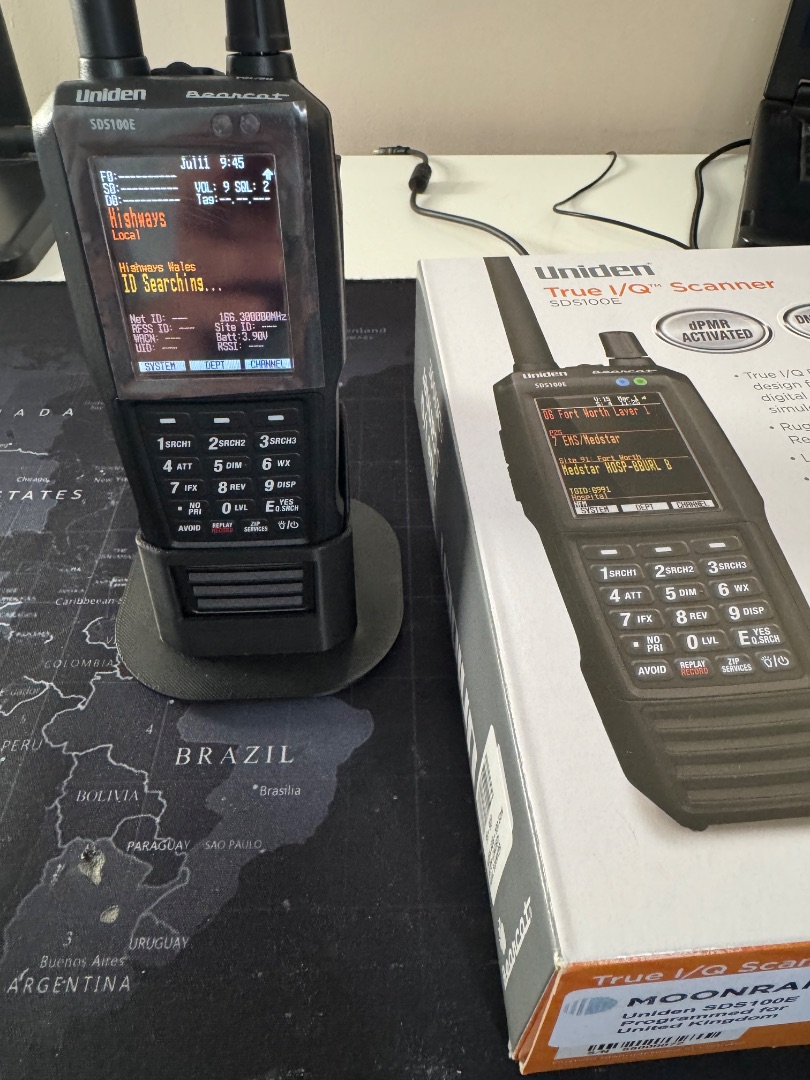 Uniden SDS100e Scanner DMR/NXDN/DpMR/ProVocie all Activated boxed as new with warranty and receipt - photo 5